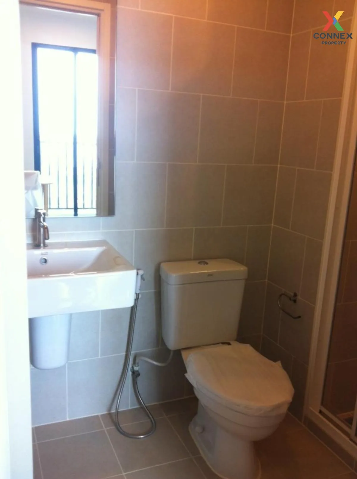 ขายคอนโด  เดอะ เบส แจ้งวัฒนะ คลองเกลือ ปากเกร็ด นนทบุรี CX-93048