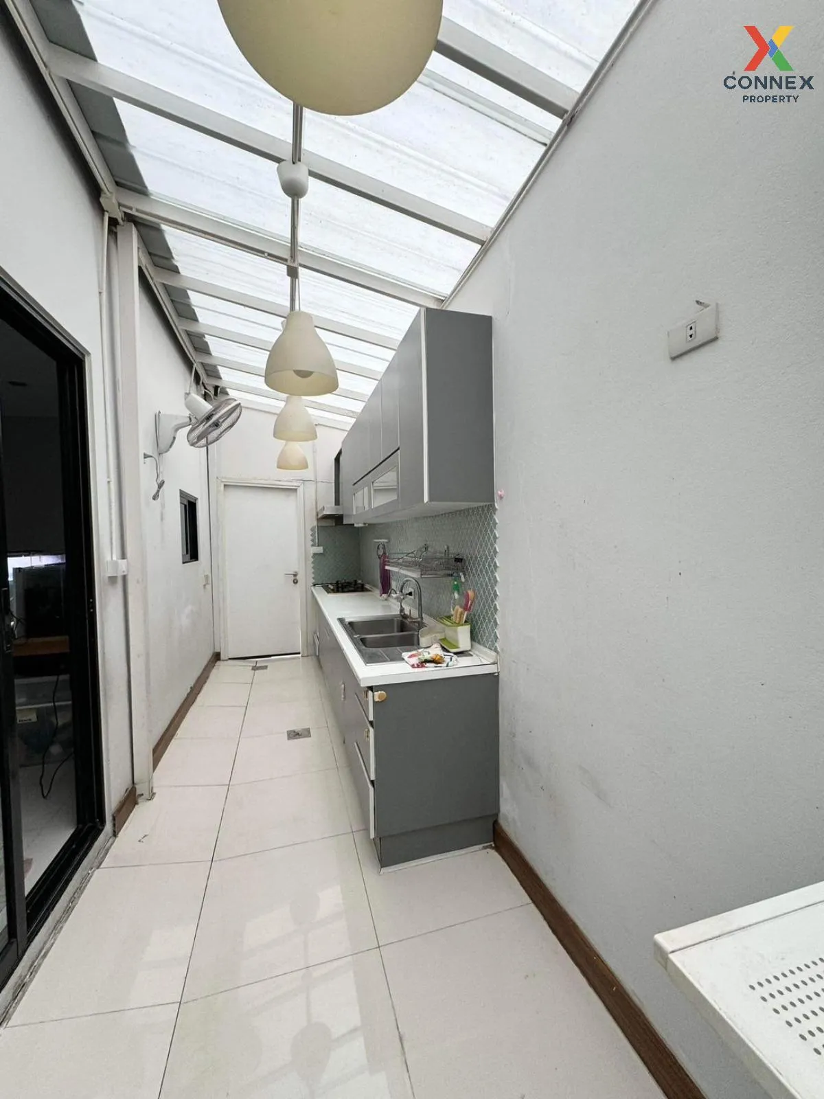 ขายบ้าน  วี ทู อ่อนนุช-พระราม 9 ห้องมุม ARL-บ้านทับช้าง ประเวศ เข