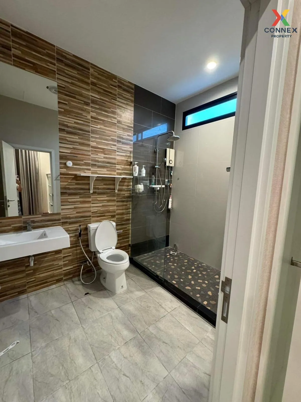 ขายบ้าน  วี ทู อ่อนนุช-พระราม 9 ห้องมุม ARL-บ้านทับช้าง ประเวศ เข