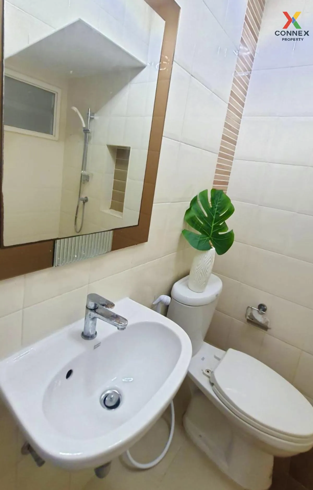 ขายทาวน์เฮ้าส์/ทาวน์โฮม  โกลเด้น ทาวน์ ศรีนครินทร์-สุขุมวิท ห้องม