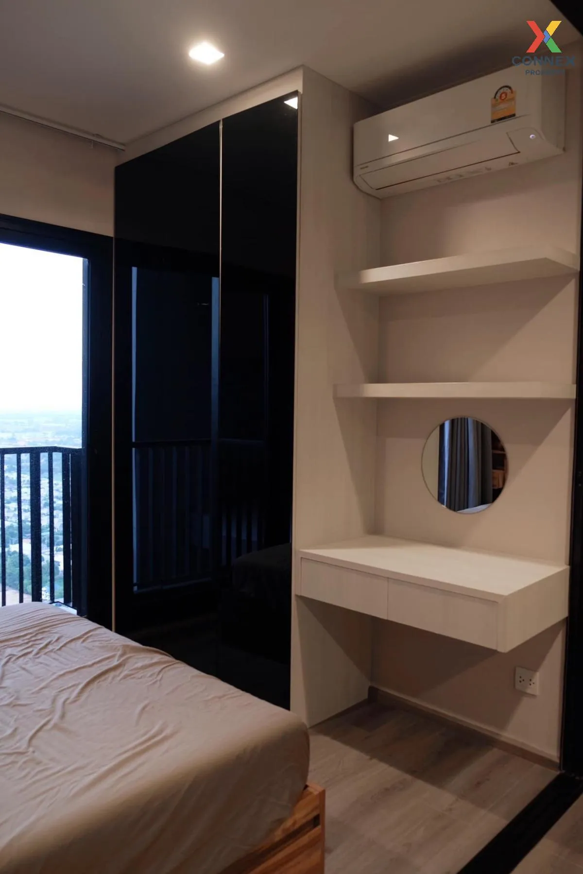 เช่าคอนโด  เดอะ โพลิแทน รีฟ MRT-สะพานพระนั่งเกล้า บางกระสอ เมืองน