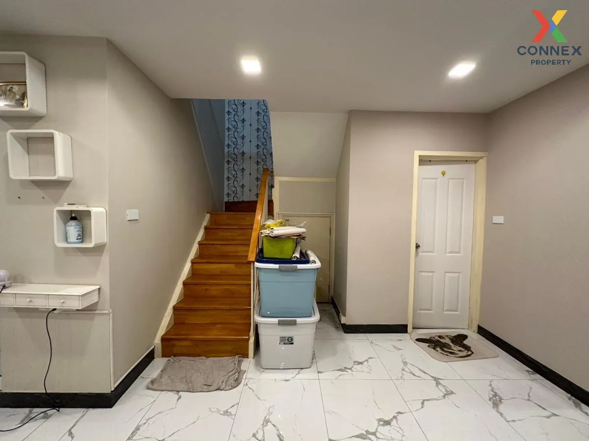 ขายทาวน์เฮ้าส์/ทาวน์โฮม  เดอะคัลเลอร์ส เลชเชอร์ บางนา กม.10 บางพล