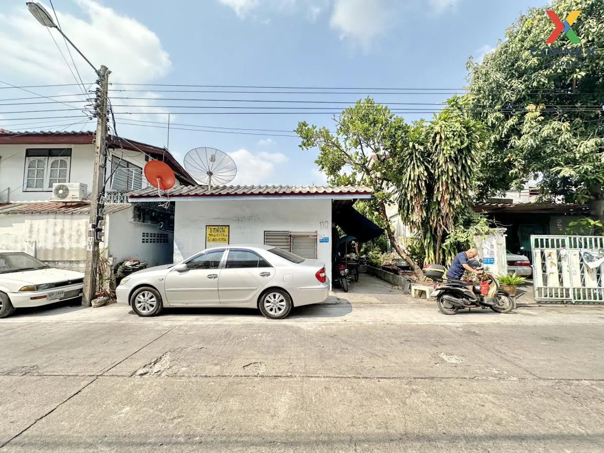 For Sale Single house 60 square wah Soi Ramkhamhaeng 176 , Min Bu 3