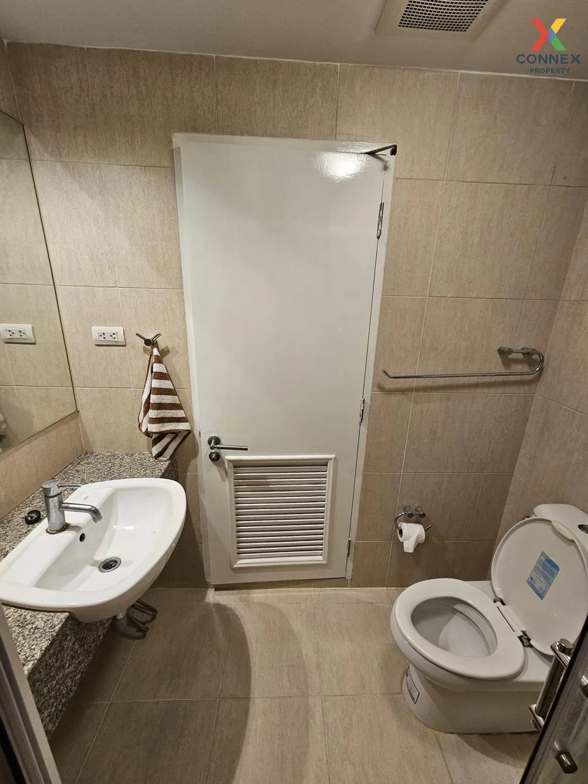 เช่าคอนโด  เดอะ โคลเวอร์ ทองหล่อ BTS-ทองหล่อ คลองตันเหนือ เขต วัฒ