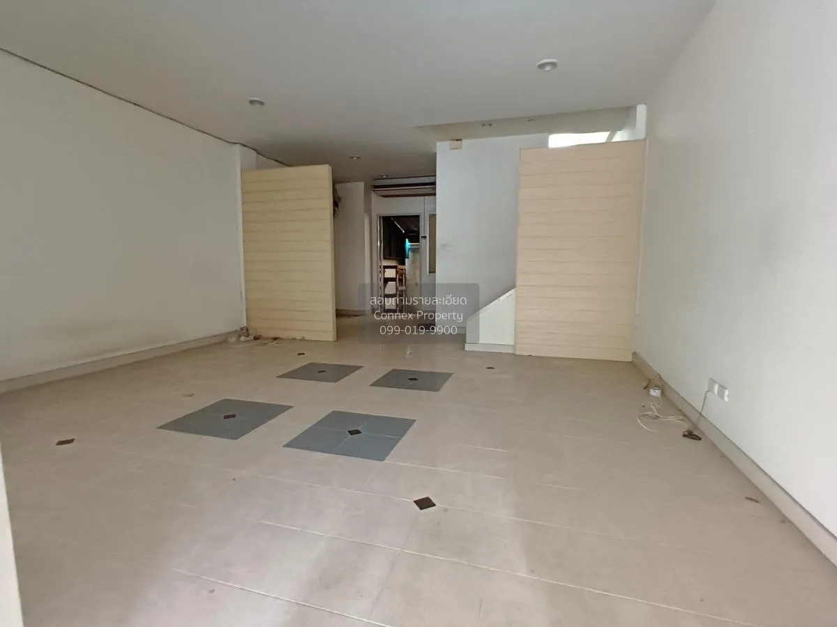 ขายทาวน์เฮ้าส์/ทาวน์โฮม  บ้านกลางเมือง พระราม 9-กรุงเทพกรีฑา (ตัด 2