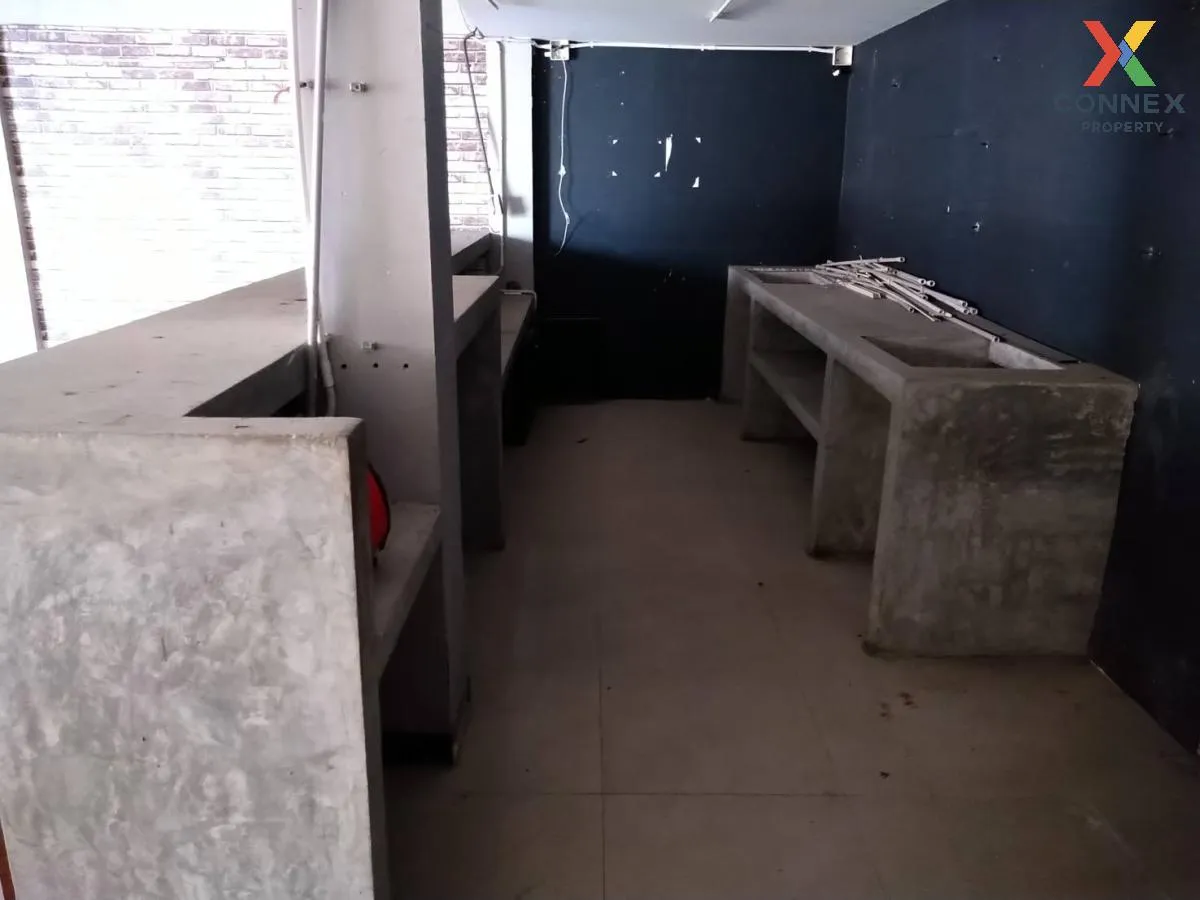 For Sale Commercial Building , Nakhon Pathom Trade Center , high 