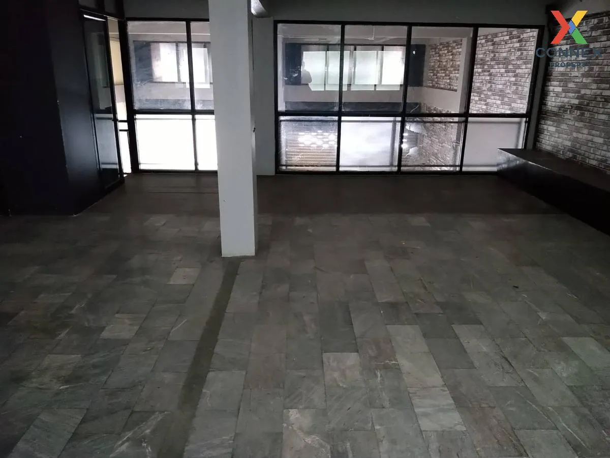 For Sale Commercial Building , Nakhon Pathom Trade Center , high 