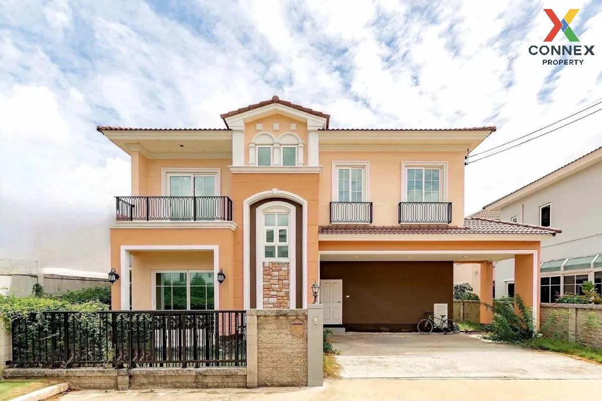 For Sale House , Grandio Ramintra – Wongwaen , corner unit , Tha  1