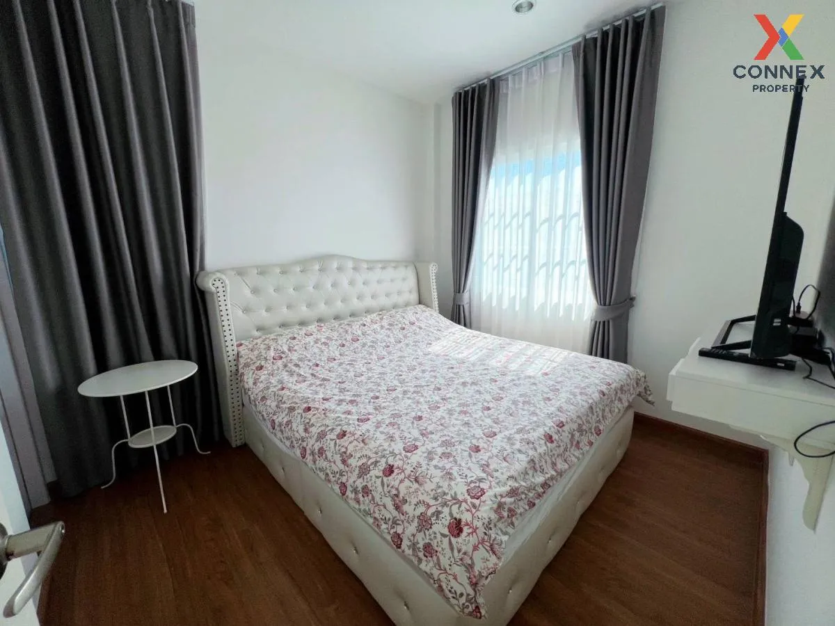 For Sale House , Grandio Ramintra – Wongwaen , corner unit , Tha 