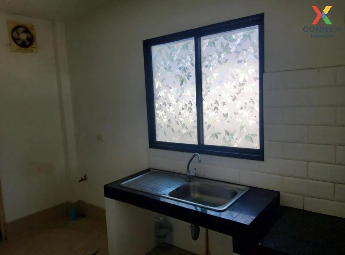 For Sale House , Casa Ville Ramintra-Wongwaen 2 , Tha Raeng , Ban