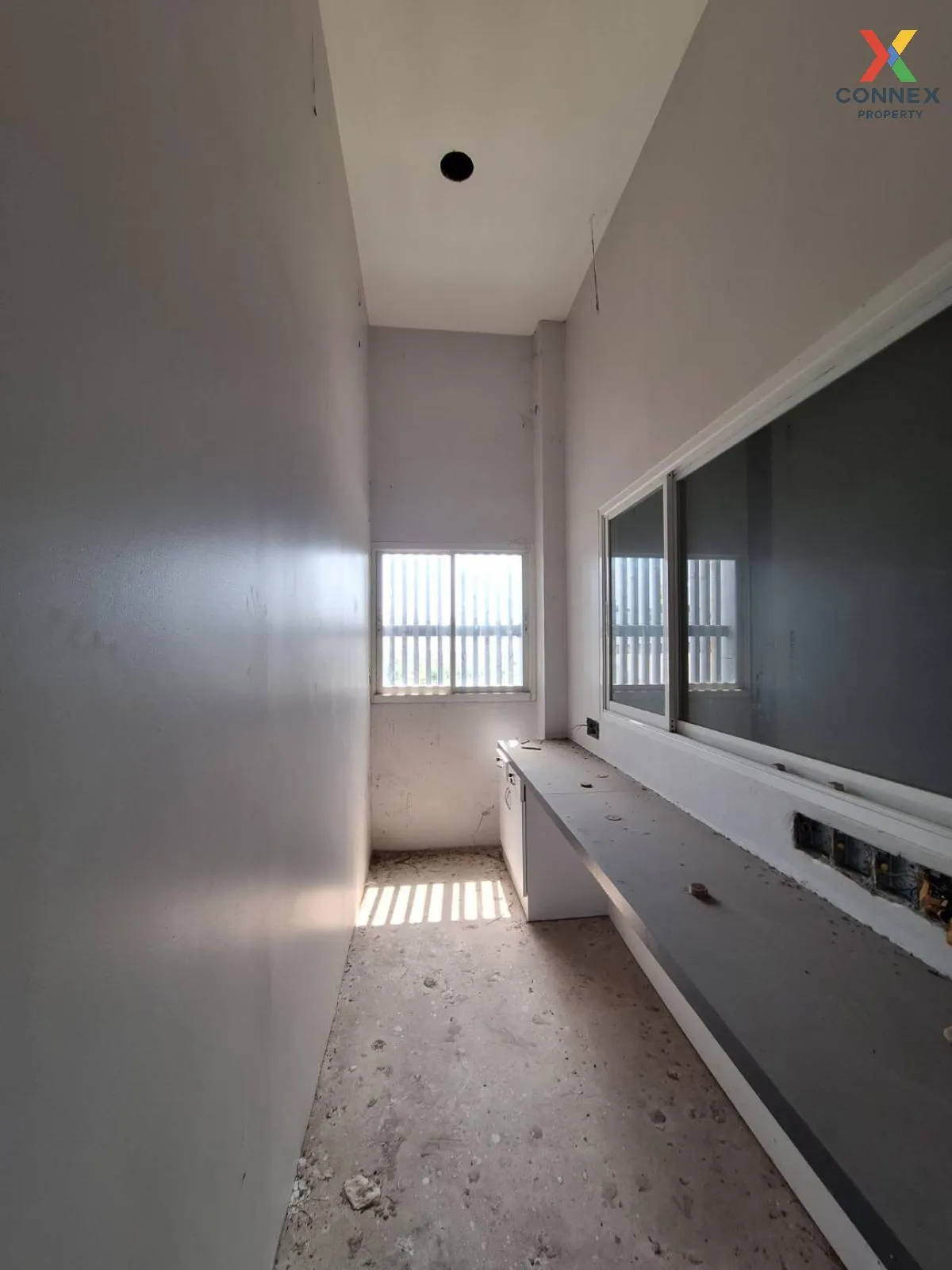 ขายอาคารสำนักงาน 2 ชั้น ตรงข้ามบิ๊กซีราชบุรี  โคกหม้อ เมืองราชบุร