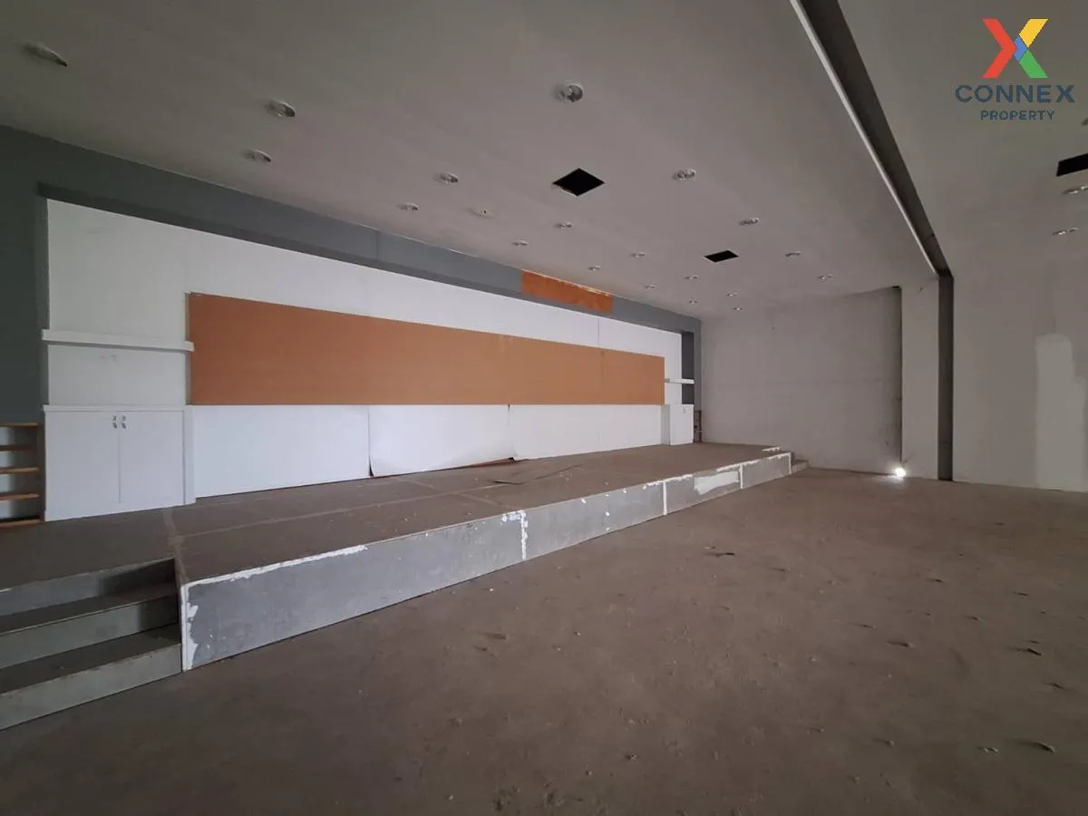 ขายอาคารสำนักงาน 2 ชั้น ตรงข้ามบิ๊กซีราชบุรี  โคกหม้อ เมืองราชบุร