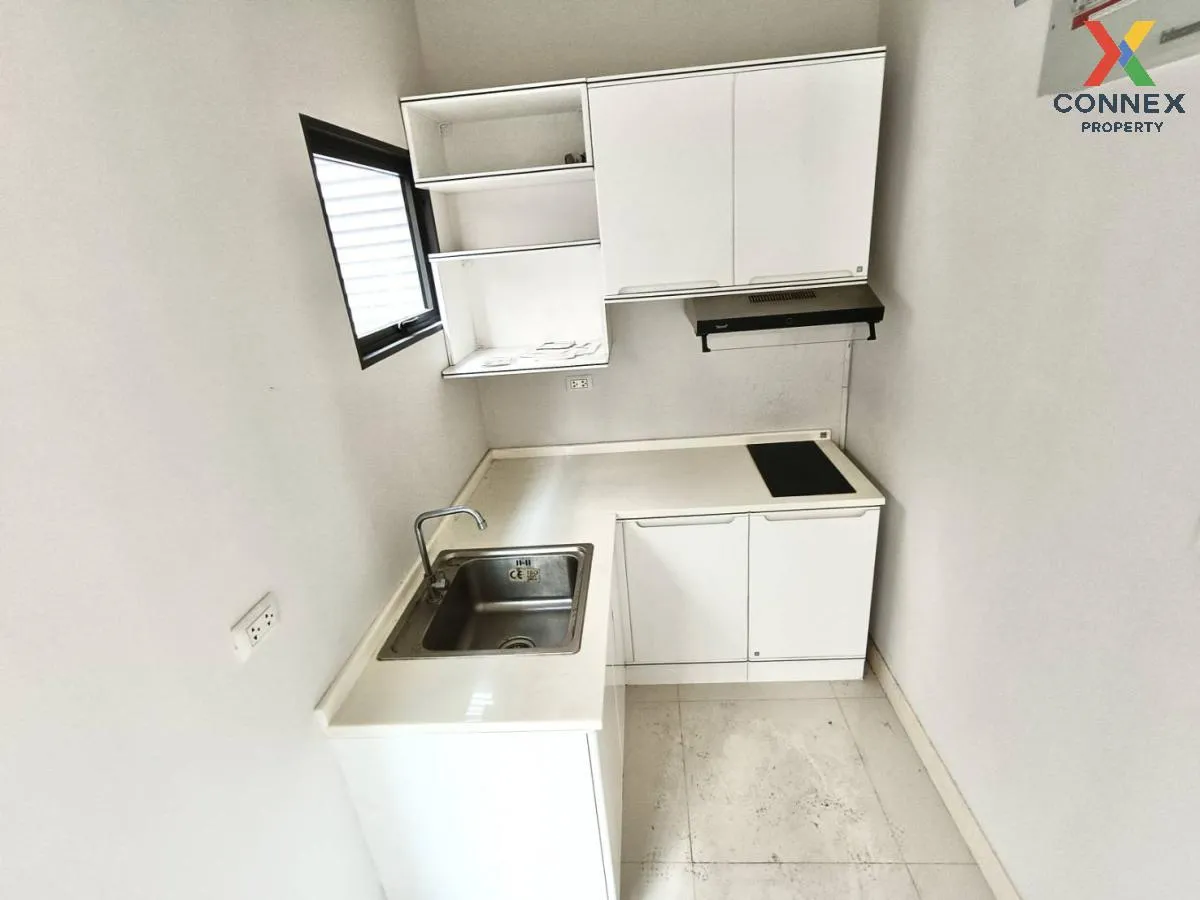 For Sale Townhouse/Townhome  , Baan Klang Muang Rama 9-Krungthep 