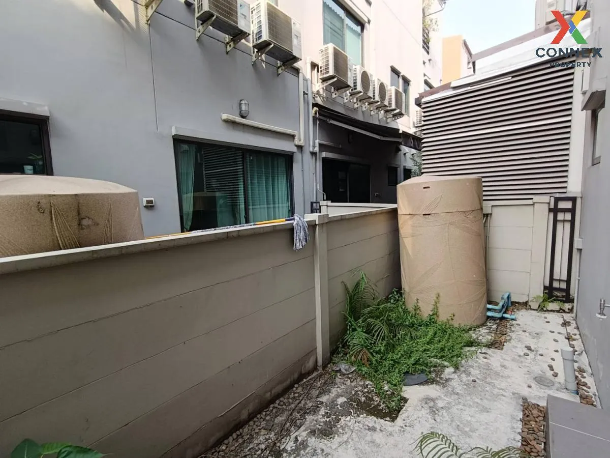 For Sale Townhouse/Townhome  , Baan Klang Muang Rama 9-Krungthep 