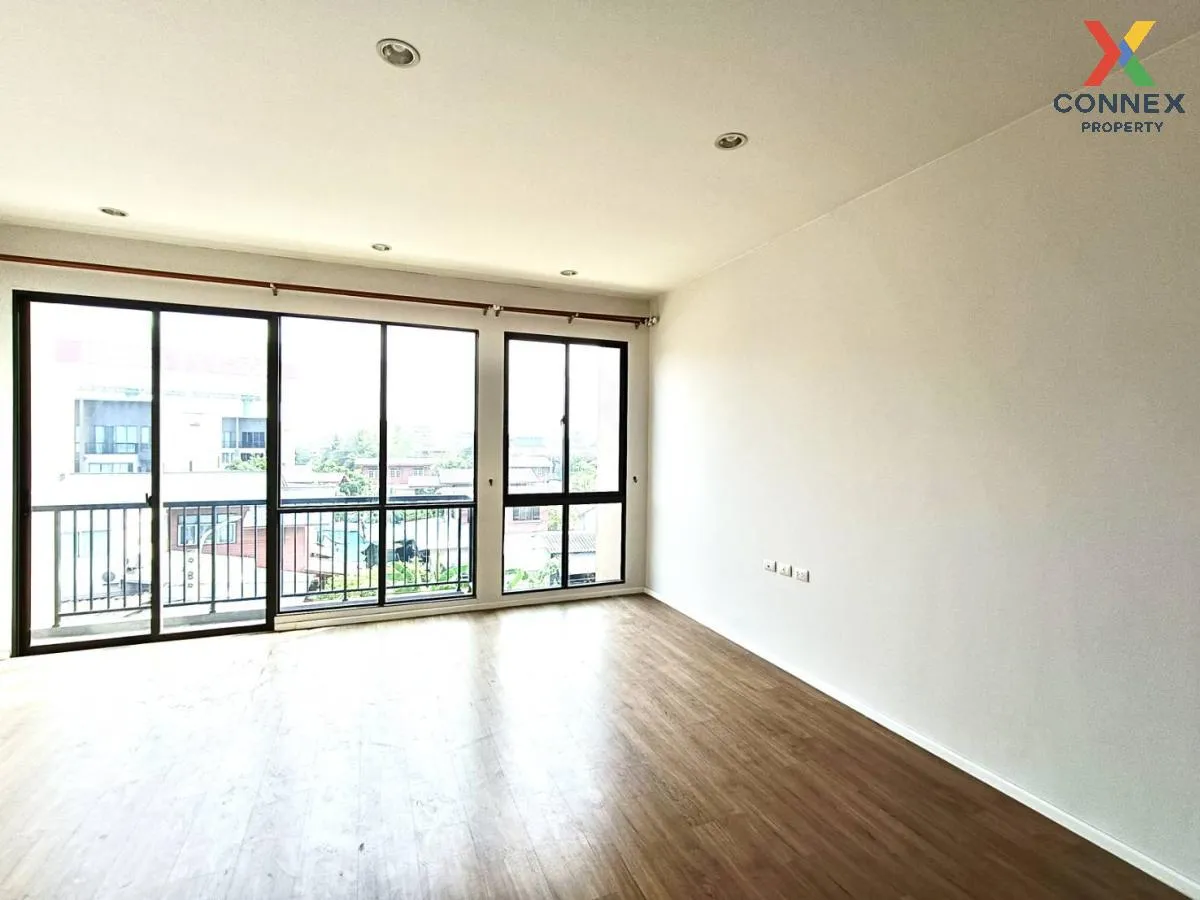 For Sale Townhouse/Townhome  , Baan Klang Muang Rama 9-Krungthep 