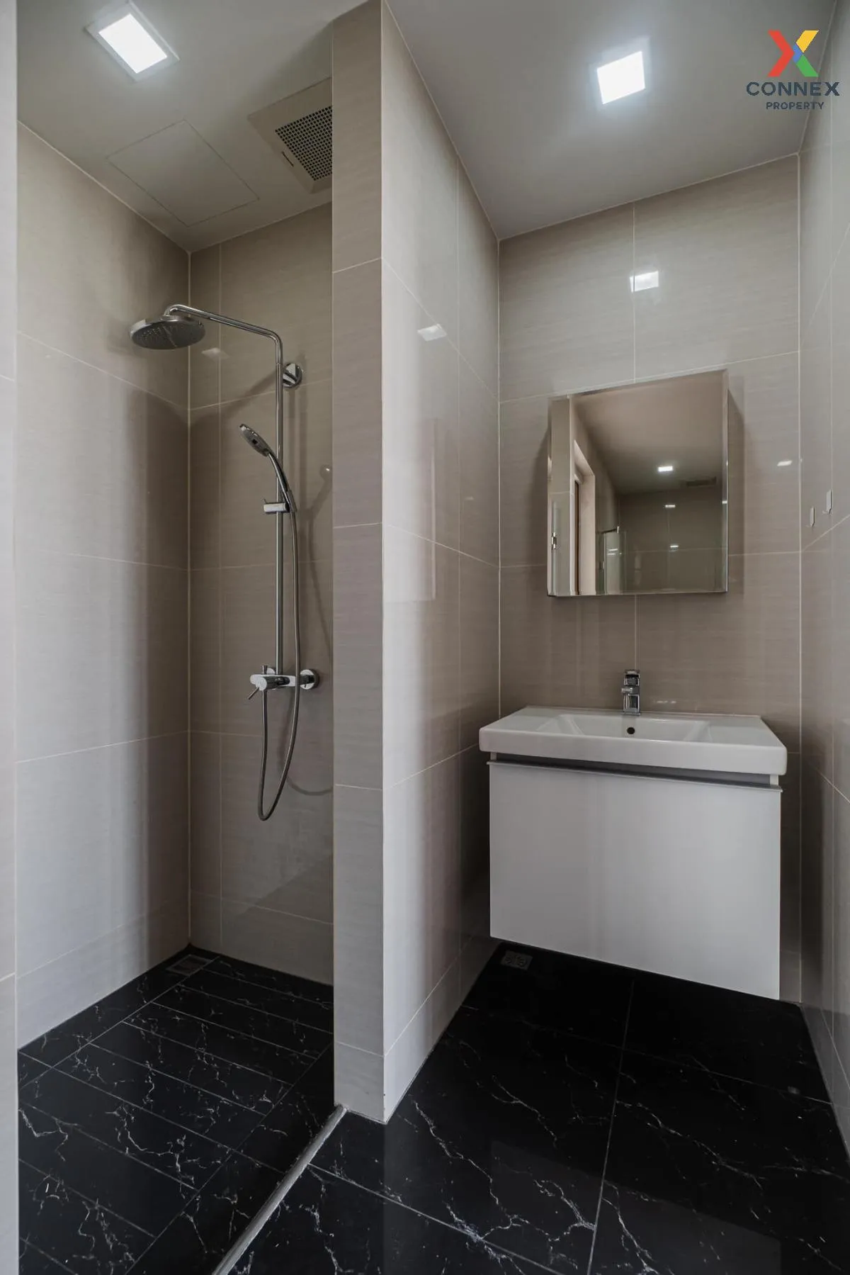 ขายคอนโด  พาร์ค ออริจิ้น พร้อมพงษ์ BTS-พร้อมพงษ์ คลองตัน เขต คลอง