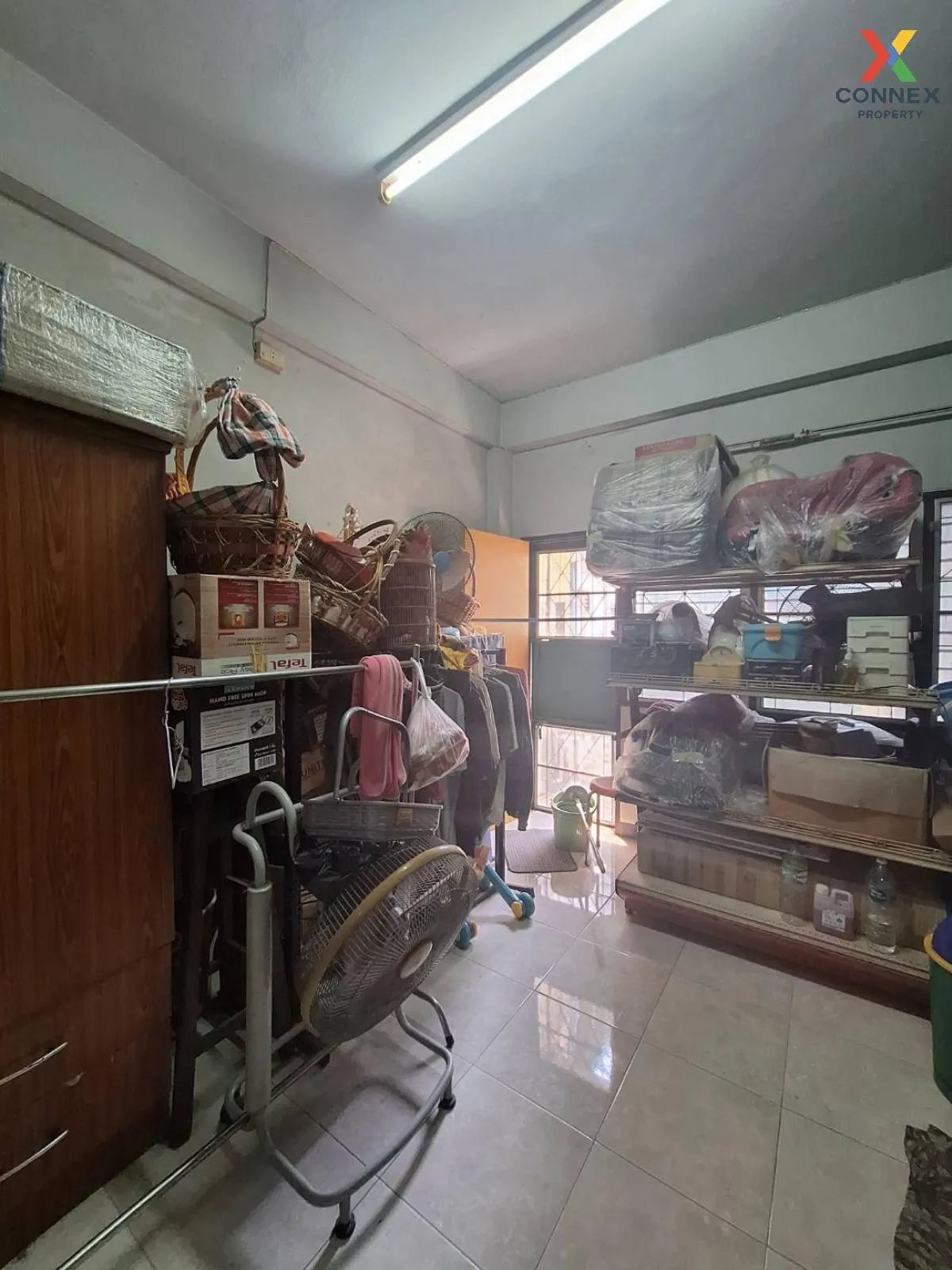 For Sale Commercial Building , Baan Sriphet Petchkasem 106 , Nong