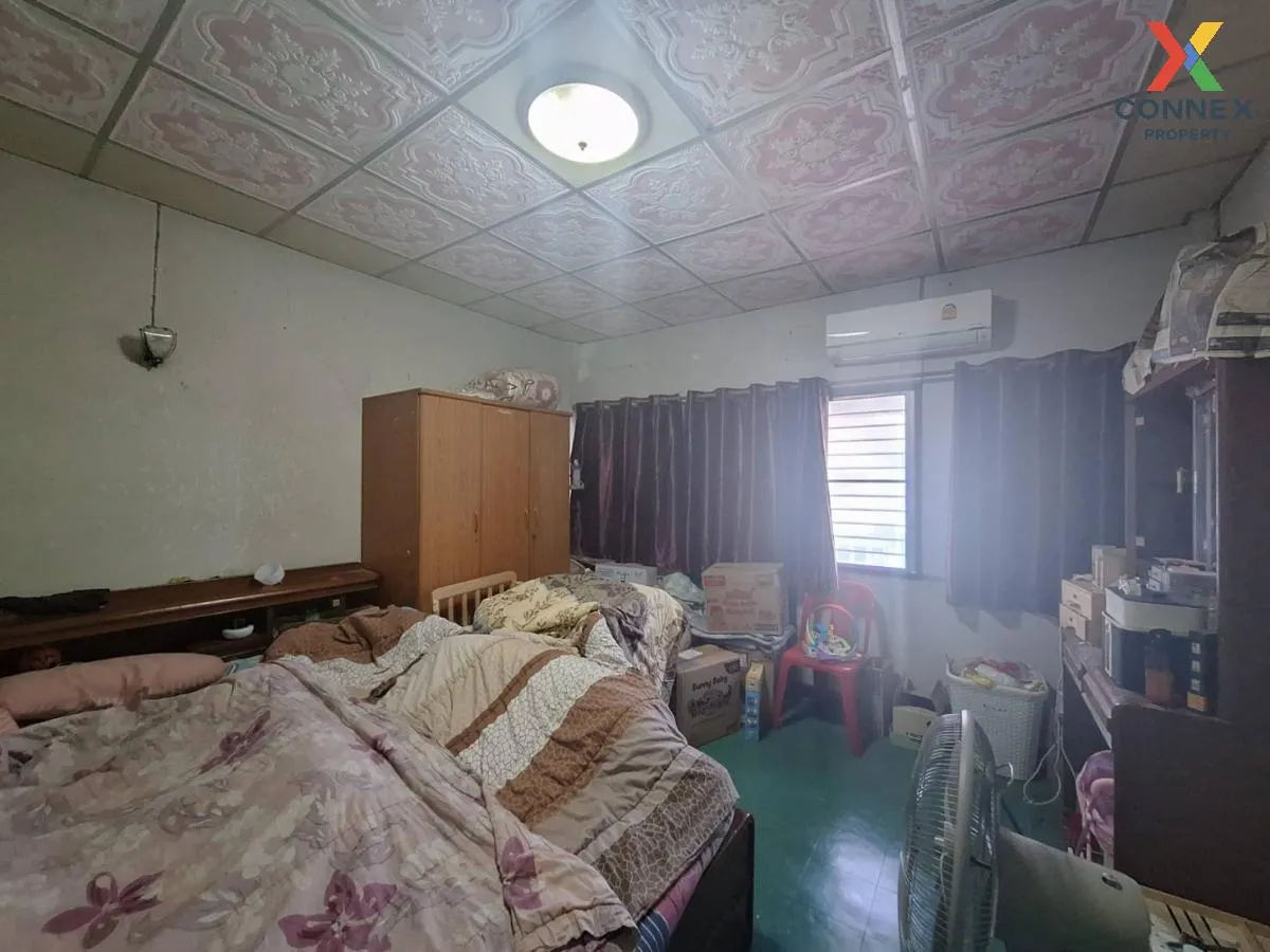 For Sale Commercial Building , Baan Sriphet Petchkasem 106 , Nong