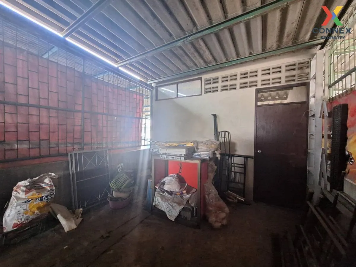 For Sale Commercial Building , Baan Sriphet Petchkasem 106 , Nong