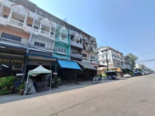 ขายอาคารพาณิชย์  บ้านศรีเพชร เพชรเกษม 106 หนองค้างพลู เขต หนองแขม กรุงเทพ CX-93724 ขายอาคารพาณิชย์  บ้านศรีเพชร เพชรเกษม 106 หนองค้างพลู เขต หนองแขม กรุงเทพ CX-93724