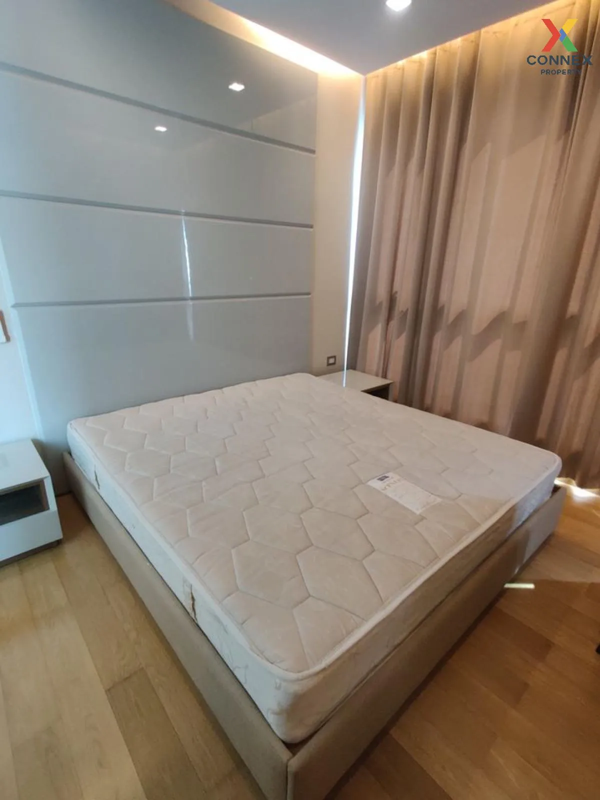 เช่าคอนโด  ดิ แอดเดรส อโศก MRT-เพชรบุรี มักกะสัน เขต ราชเทวี กรุง