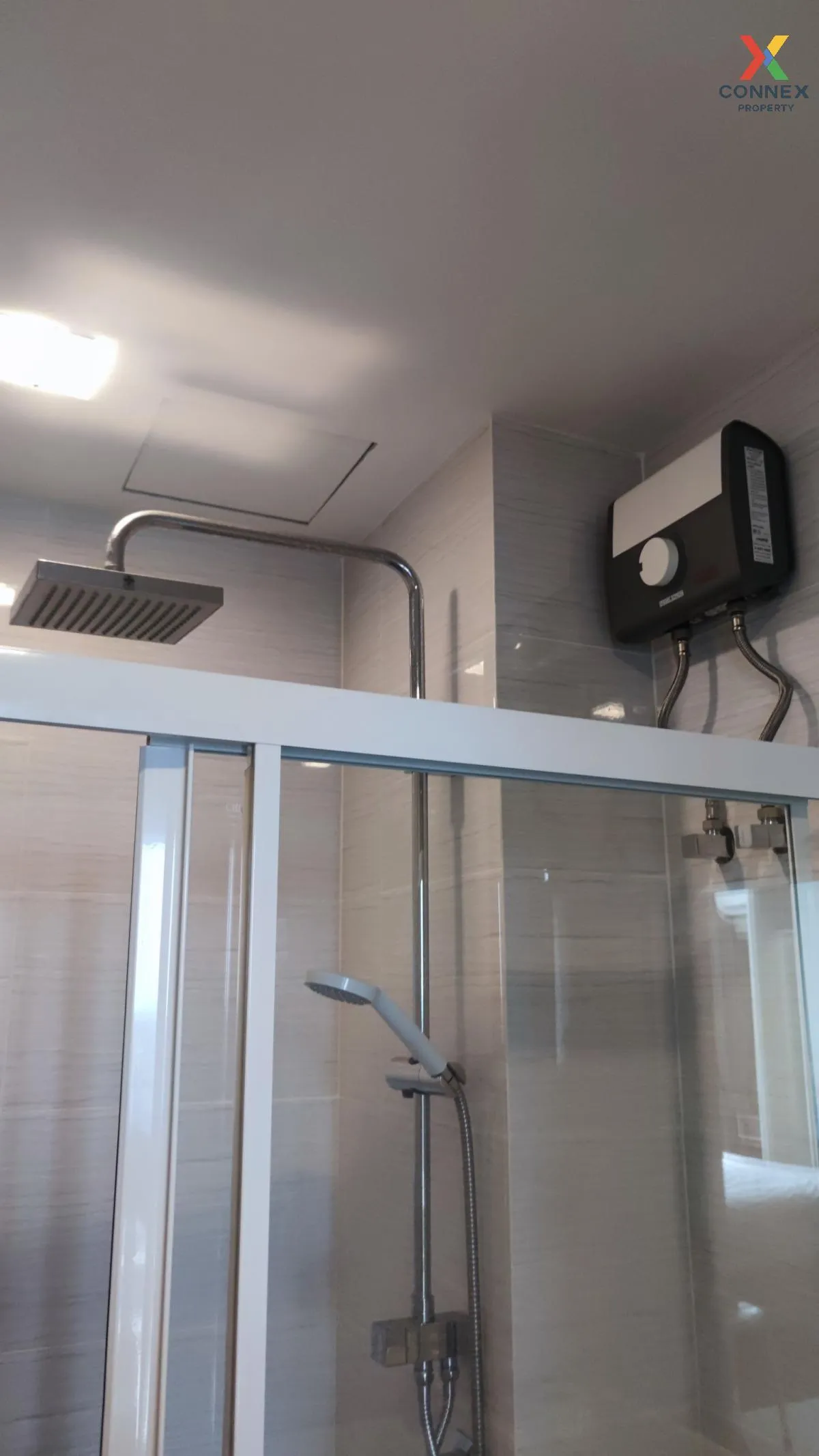 เช่าคอนโด  เดอะ เมโทรโพลิส สำโรง อินเตอร์เชนจ์ BTS-สำโรง สำโรงเหน