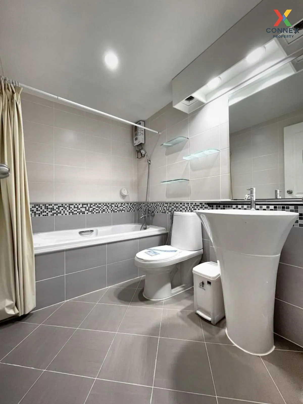 For Rent Condo , Waterford Sukhumvit 50 , BTS-Phra Khanong , Phra