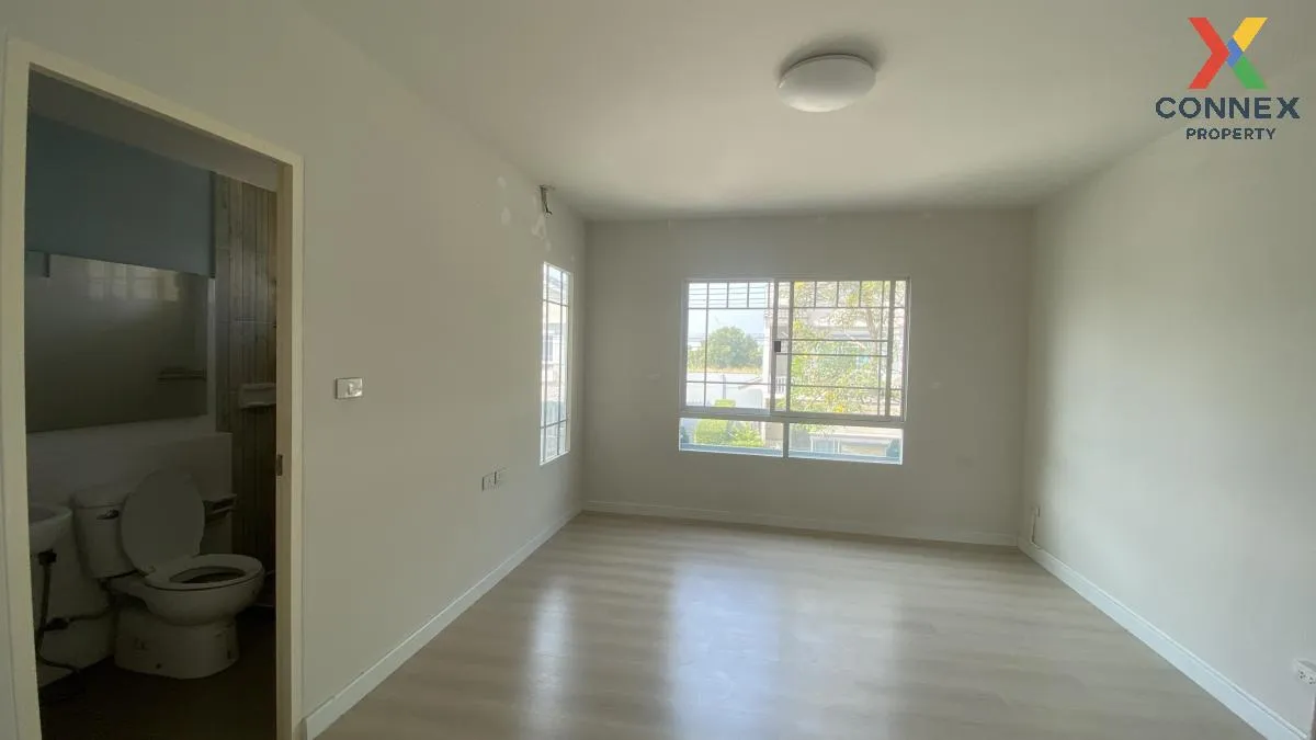 For Sale Townhouse/Townhome  , Villaggio Rangsit-Klong 3 , corner