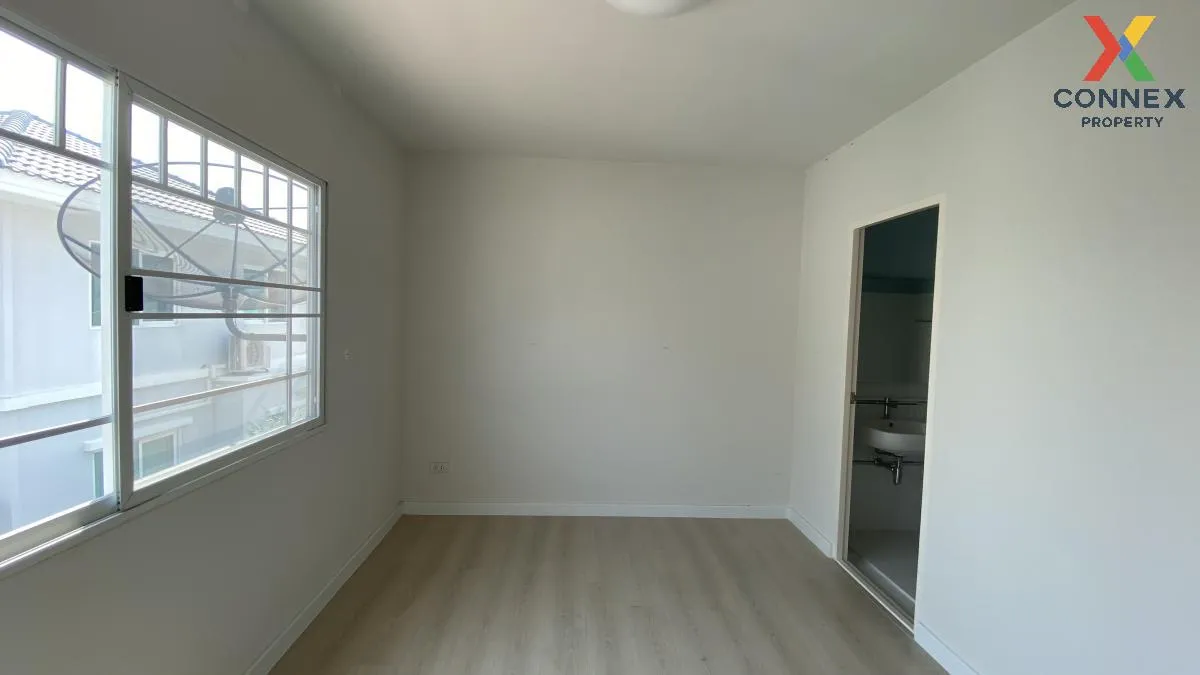 For Sale Townhouse/Townhome  , Villaggio Rangsit-Klong 3 , corner