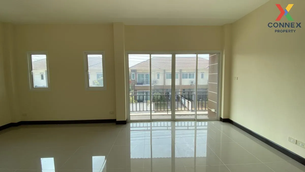 For Sale House ,  Baan Poomsiri Rangsit-Klong 7 , corner unit , K