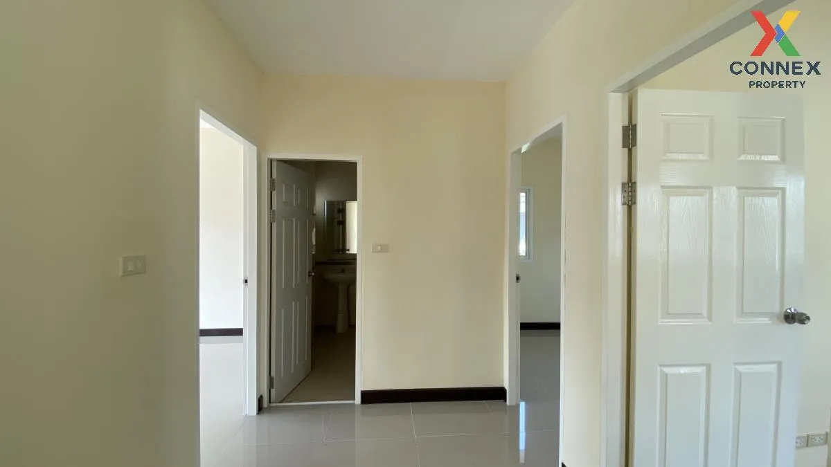 For Sale House ,  Baan Poomsiri Rangsit-Klong 7 , corner unit , K