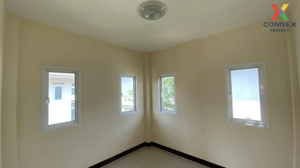 For Sale House ,  Baan Poomsiri Rangsit-Klong 7 , corner unit , K