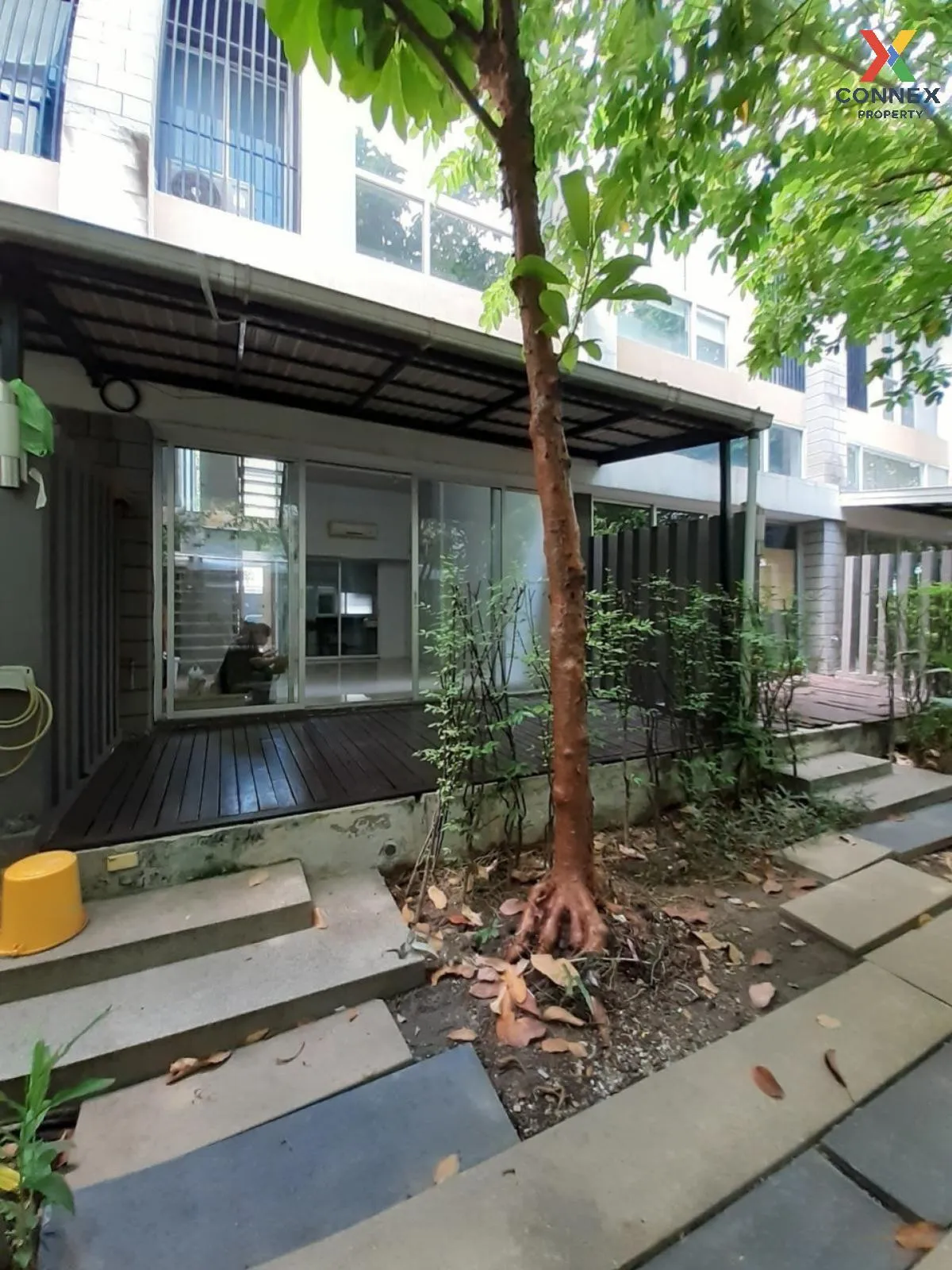 ขายทาวน์เฮ้าส์/ทาวน์โฮม  ไซมิส บลอสซั่ม แอท แฟชั่น MRT-วงแหวนตะวั