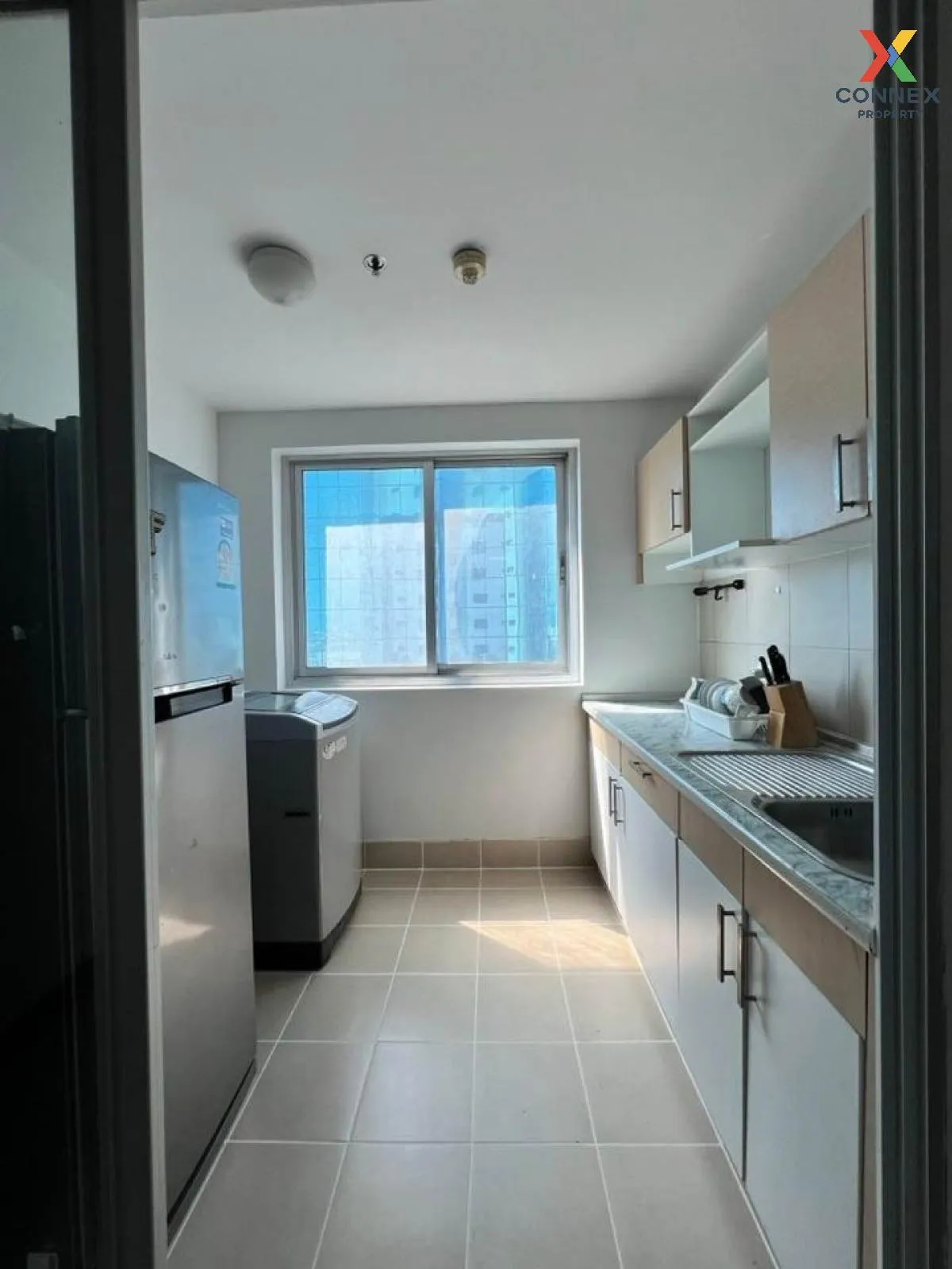 เช่าคอนโด  ศุภาลัย ปาร์ค เอกมัย - ทองหล่อ BTS-เอกมัย บางกะปิ เขต  2