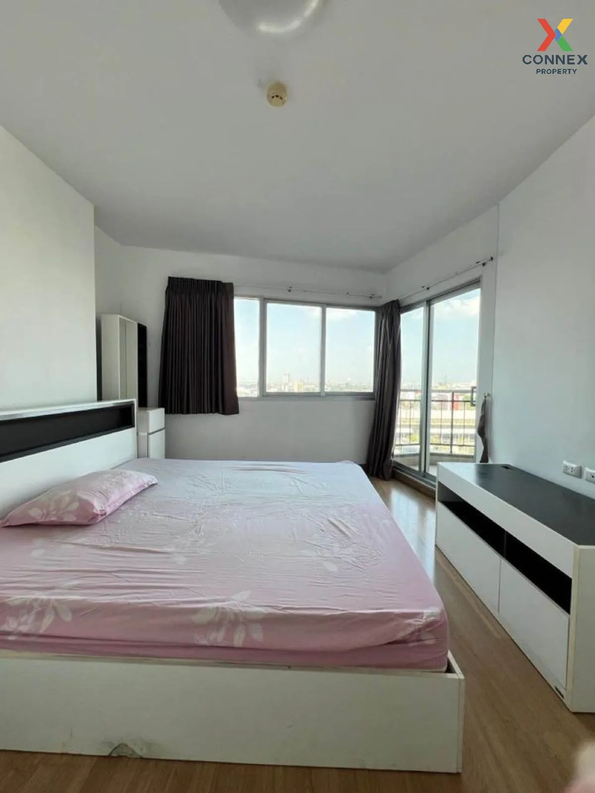 เช่าคอนโด  ศุภาลัย ปาร์ค เอกมัย - ทองหล่อ BTS-เอกมัย บางกะปิ เขต  3