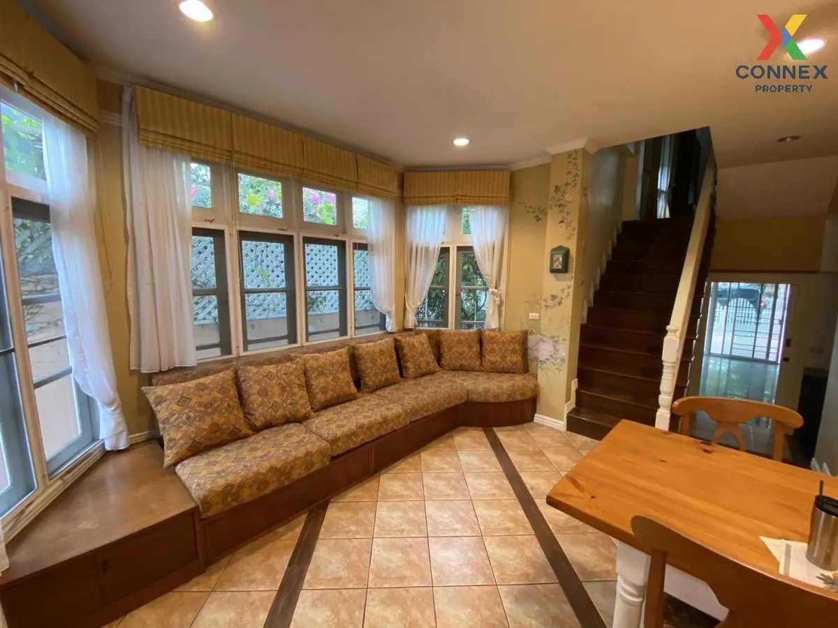 For Sale Townhouse/Townhome  , Fantasia Villa 2 , BTS-Bearing , S 4