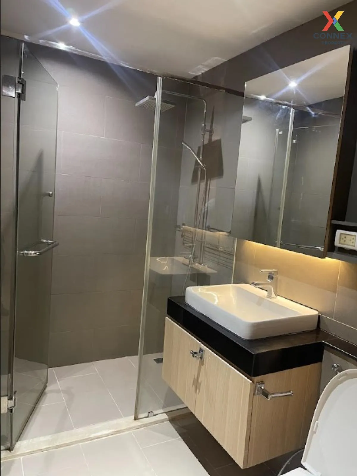 เช่าคอนโด  คลาส สีลม BTS-ช่องนนทรี สีลม เขต บางรัก กรุงเทพ CX-941