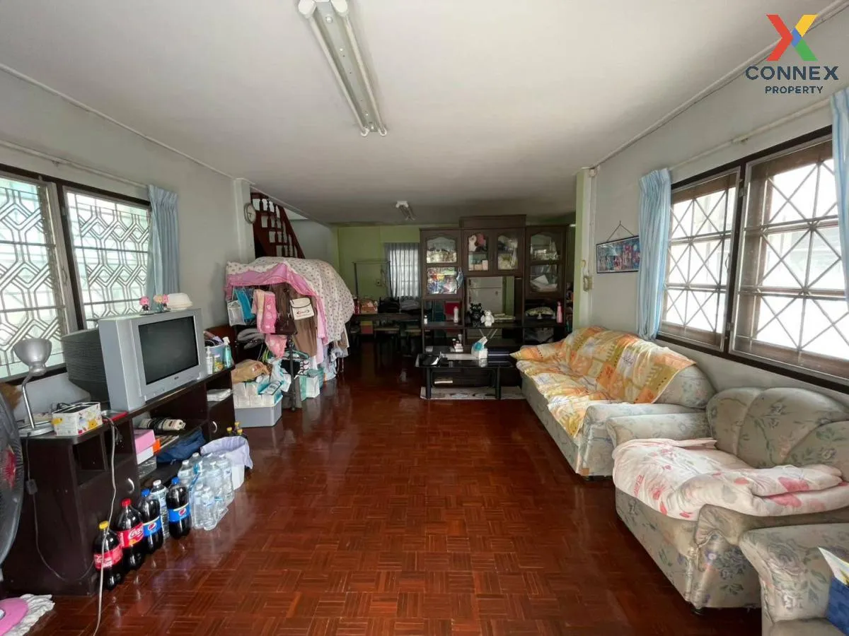 For Sale House , Baan Kritsada Nakhon 10 , wide frontage , Bang B For Sale House , Baan Kritsada Nakhon 10 , wide frontage , Bang B 4