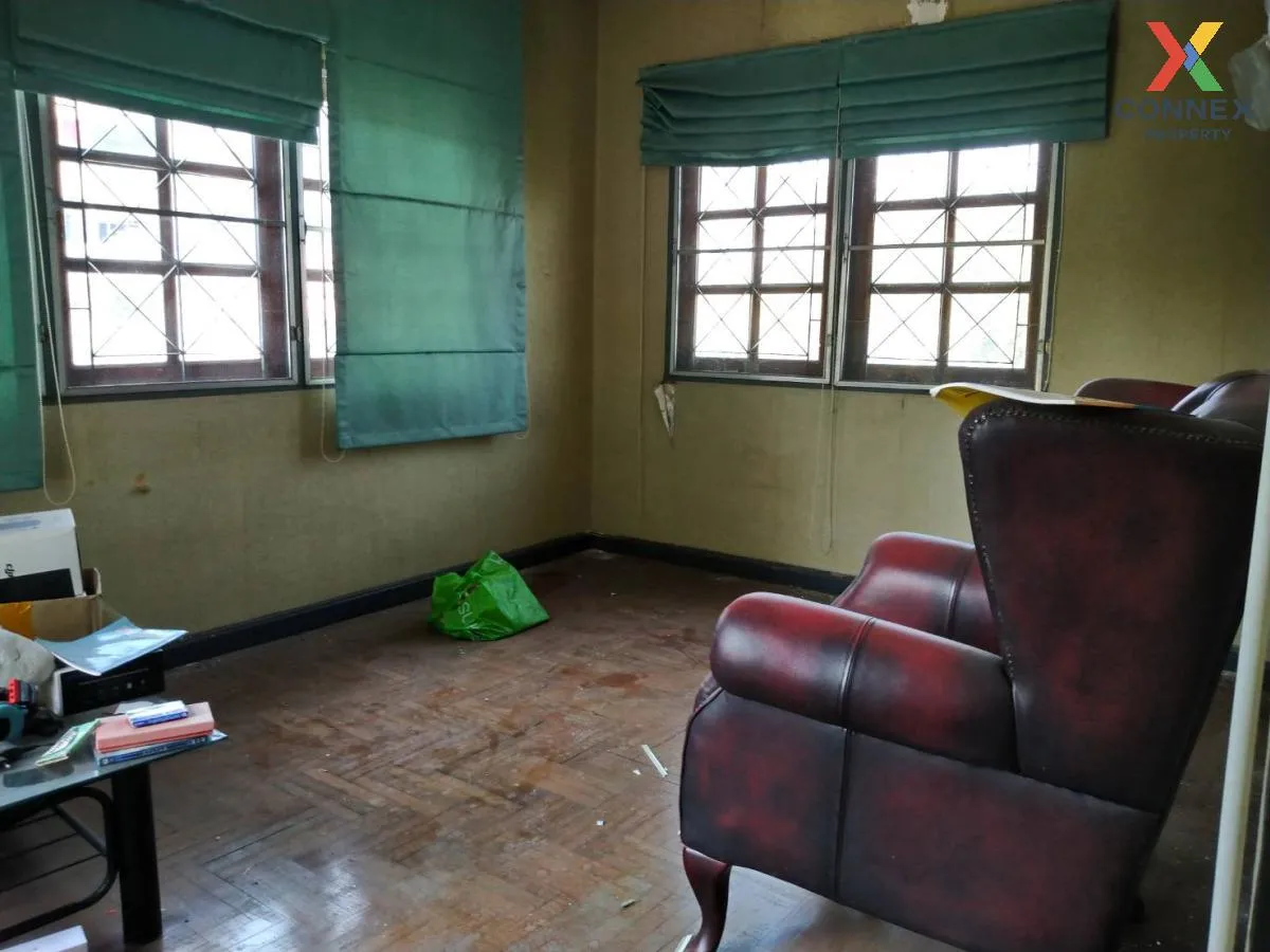 For Sale House , Baan Kritsada Nakhon 10 , wide frontage , Bang B