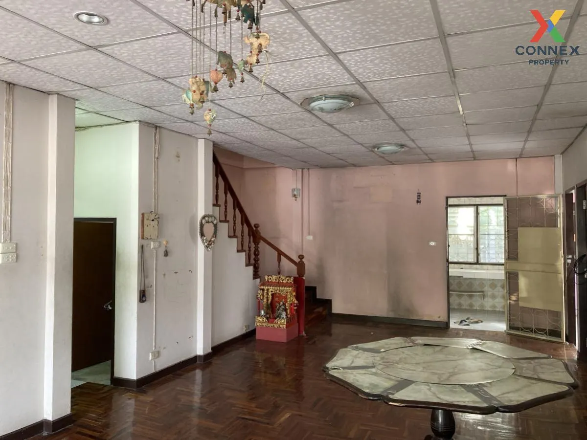 For Sale House , Baan Kritsada Nakhon 10 , wide frontage , Bang B For Sale House , Baan Kritsada Nakhon 10 , wide frontage , Bang B 4