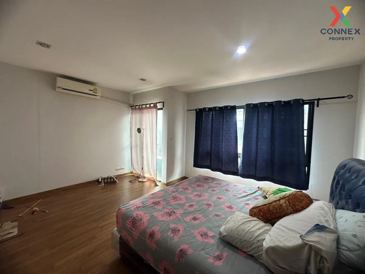 For Sale Townhouse/Townhome  , Casa City Wongwaen-Lamlukka , Buen