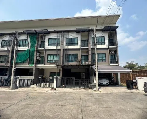 For Sale Townhouse/Townhome  , Casa City Wongwaen-Lamlukka , Bueng Kham Phoi , Lam Luk Ka , Pathum Thani , CX-94261