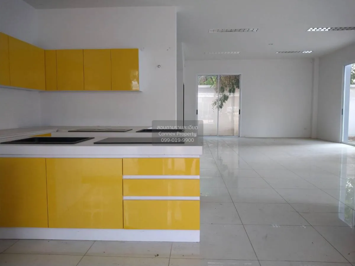 ขายโฮมออฟฟิศ  บิซ แกลเลอเรีย ชั้นสูง ห้องมุม หน้ากว้าง นวลจันทร์ 