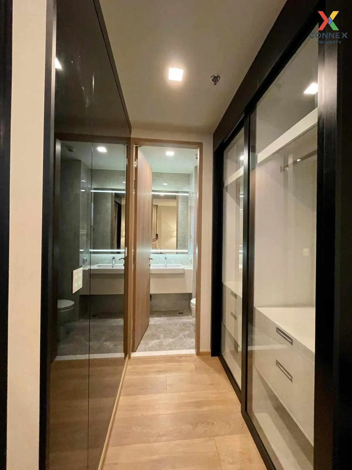 ขายคอนโด  โนเบิล อราวน์ สุขุมวิท 33 BTS-พร้อมพงษ์ คลองตันเหนือ เข