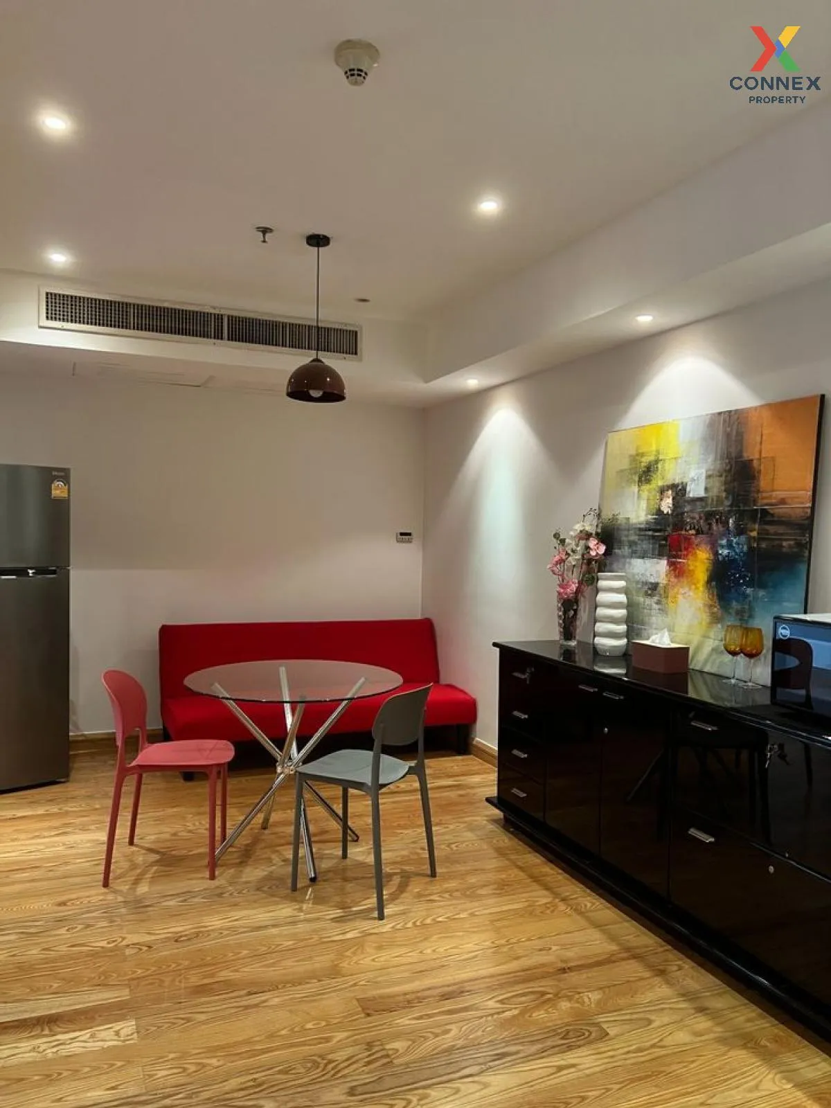 For Rent Condo , State Tower , BTS-Saphan Taksin , Silom , Bang R