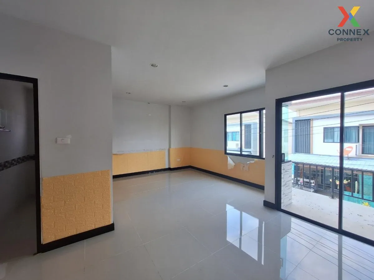 For Sale Townhouse/Townhome  , K.C. City Plus , Lam Luk Ka , Nong