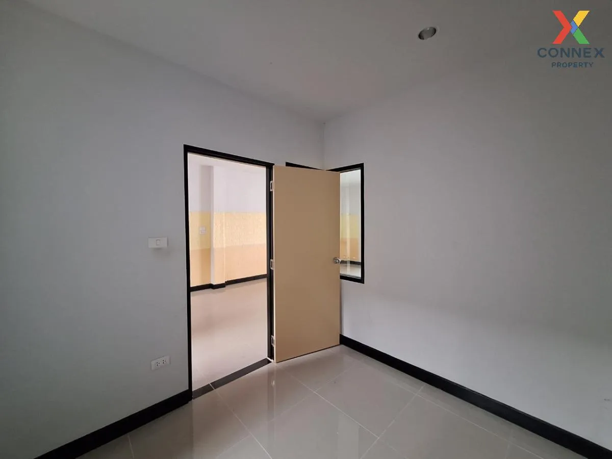 For Sale Townhouse/Townhome  , K.C. City Plus , Lam Luk Ka , Nong
