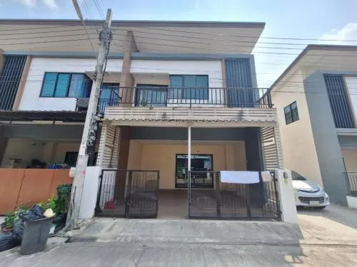 ขายทาวน์เฮ้าส์/ทาวน์โฮม  เค.ซี.ซิตี้ พลัส สุวินทวงศ์ ลำลูกกา เขต หนองจอก ปทุมธานี CX-94422 ขายทาวน์เฮ้าส์/ทาวน์โฮม  เค.ซี.ซิตี้ พลัส สุวินทวงศ์ ลำลูกกา เขต หนองจอก ปทุมธานี CX-94422