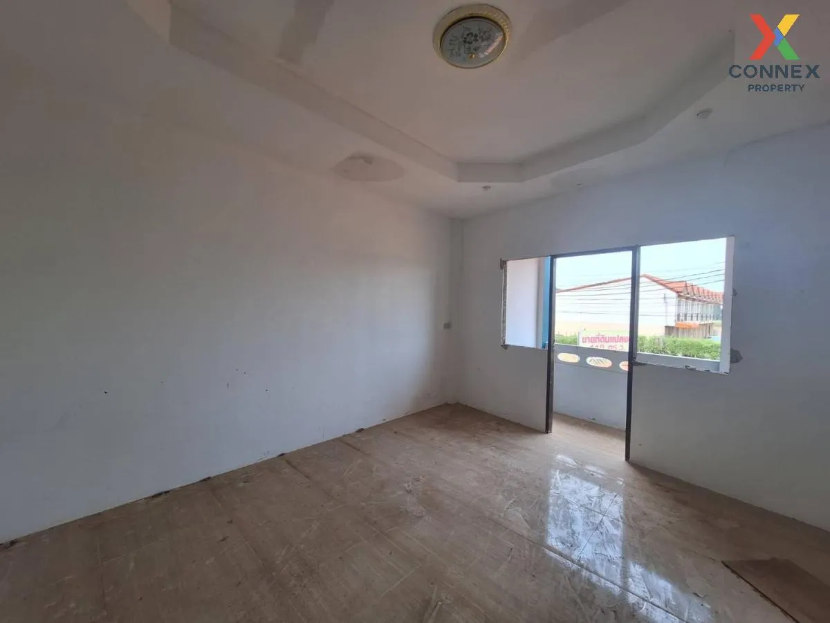 For Sale Townhouse mainroad Nakhon Phatom , Sam Khwai Phueak , mu For Sale Townhouse mainroad Nakhon Phatom , Sam Khwai Phueak , mu