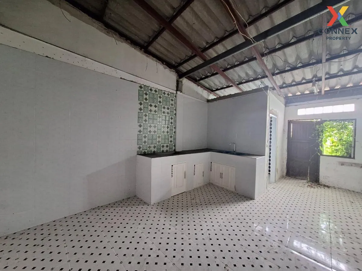 For Sale Townhouse mainroad Nakhon Phatom , Sam Khwai Phueak , mu For Sale Townhouse mainroad Nakhon Phatom , Sam Khwai Phueak , mu
